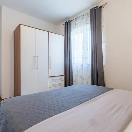 Vrecari 27 Nedeščina